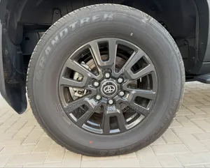 New Toyota Land Cruiser Prado 2026 Matt Black
