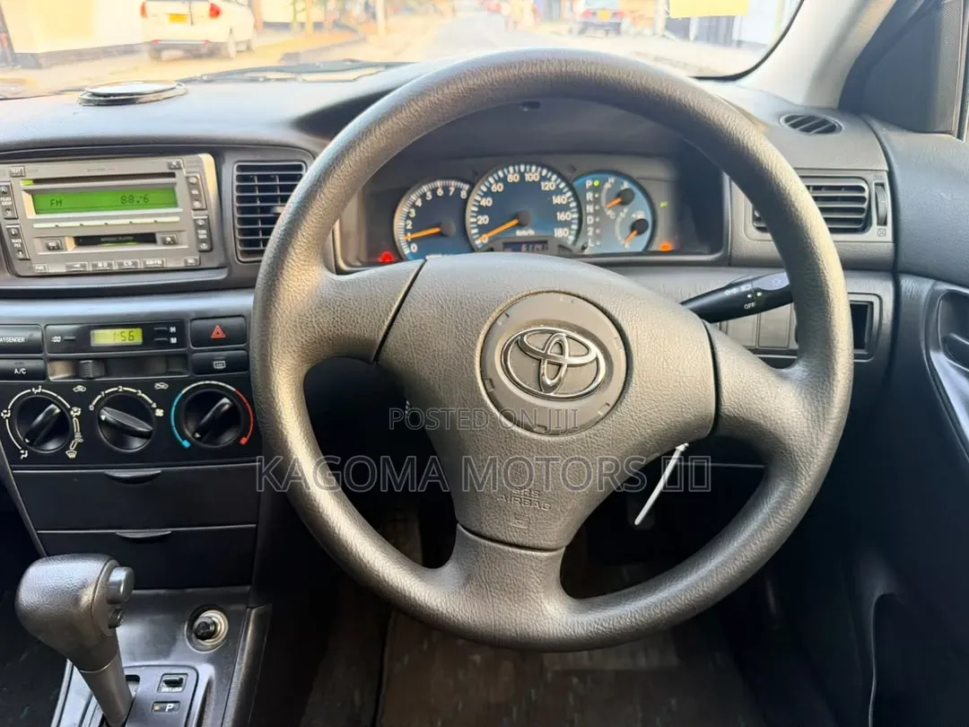 Toyota Corolla RunX 2004 Silver
