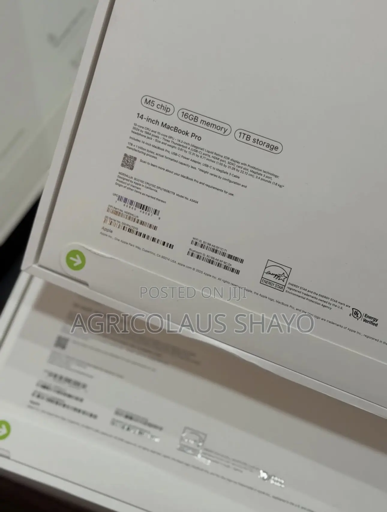 New Laptop Apple MacBook Pro 2025 M5 16GB Apple M5 SSD 1T