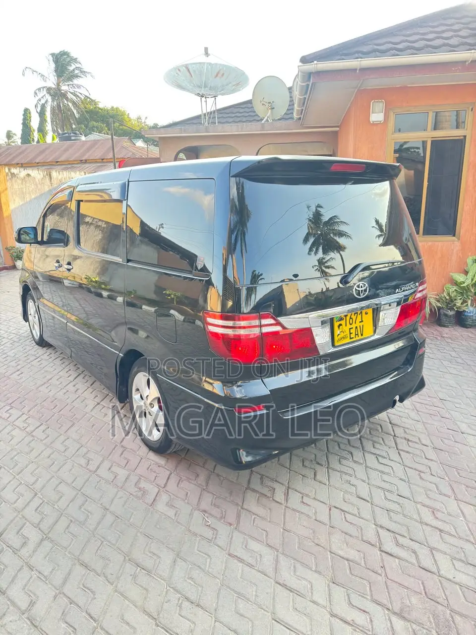 Toyota Alphard 2.4 Petrol AWD 2006 Black