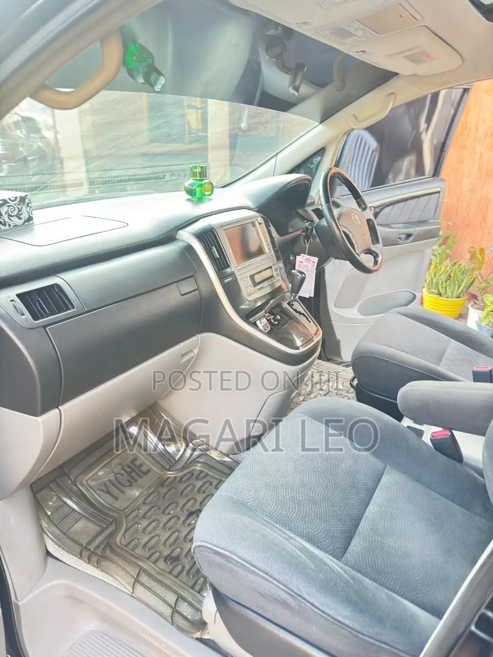 Toyota Alphard 2.4 Petrol AWD 2006 Black