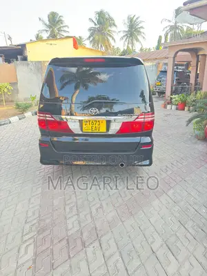 Toyota Alphard 2.4 Petrol AWD 2006 Black