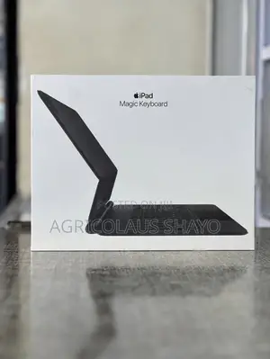 Apple Magic Keyboard for iPad Pro M4/M5
