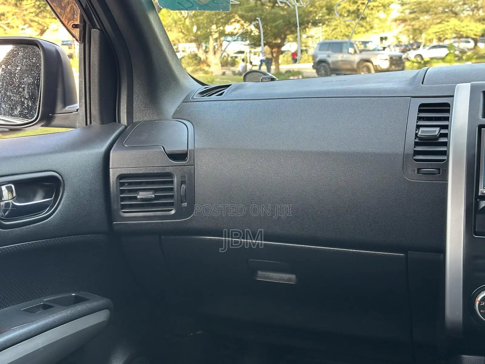 Nissan X-Trail 2011 Black