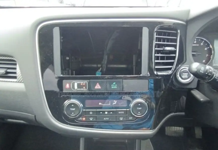 Mitsubishi Outlander 2013 Silver
