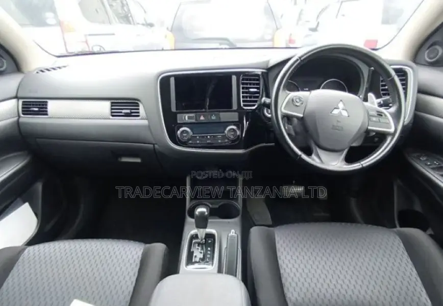 Mitsubishi Outlander 2013 Silver