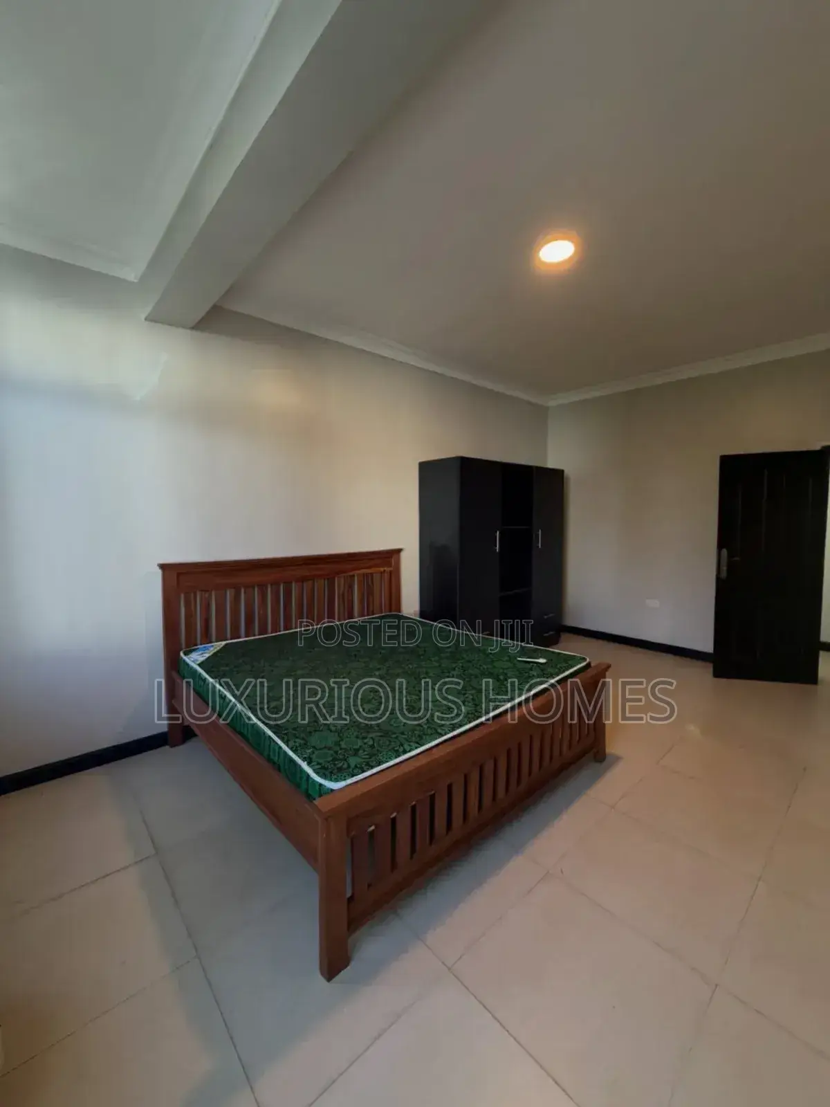 Furnished 2bdrm Apartment in Oyster Bay for rent