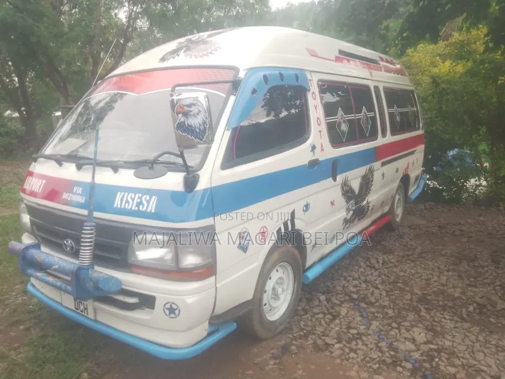 Toyota HiAce 2008 White