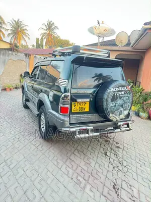 Toyota Land Cruiser Prado 2.7 16V 5dr 2001 Green