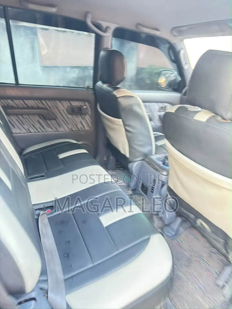 Toyota Land Cruiser Prado 2.7 16V 5dr 2001 Green