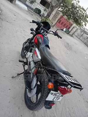 Bajaj Boxer X125 2023 Red