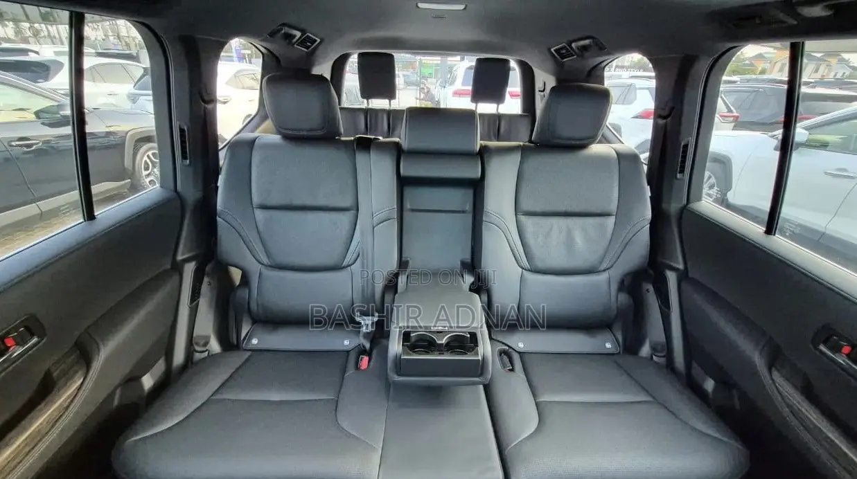 New Toyota Land Cruiser LC300 2023 White