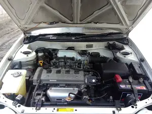 Toyota Corolla 2000 White