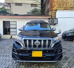 Toyota Land Cruiser Prado 2012 Black