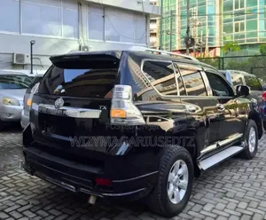 Toyota Land Cruiser Prado 2012 Black
