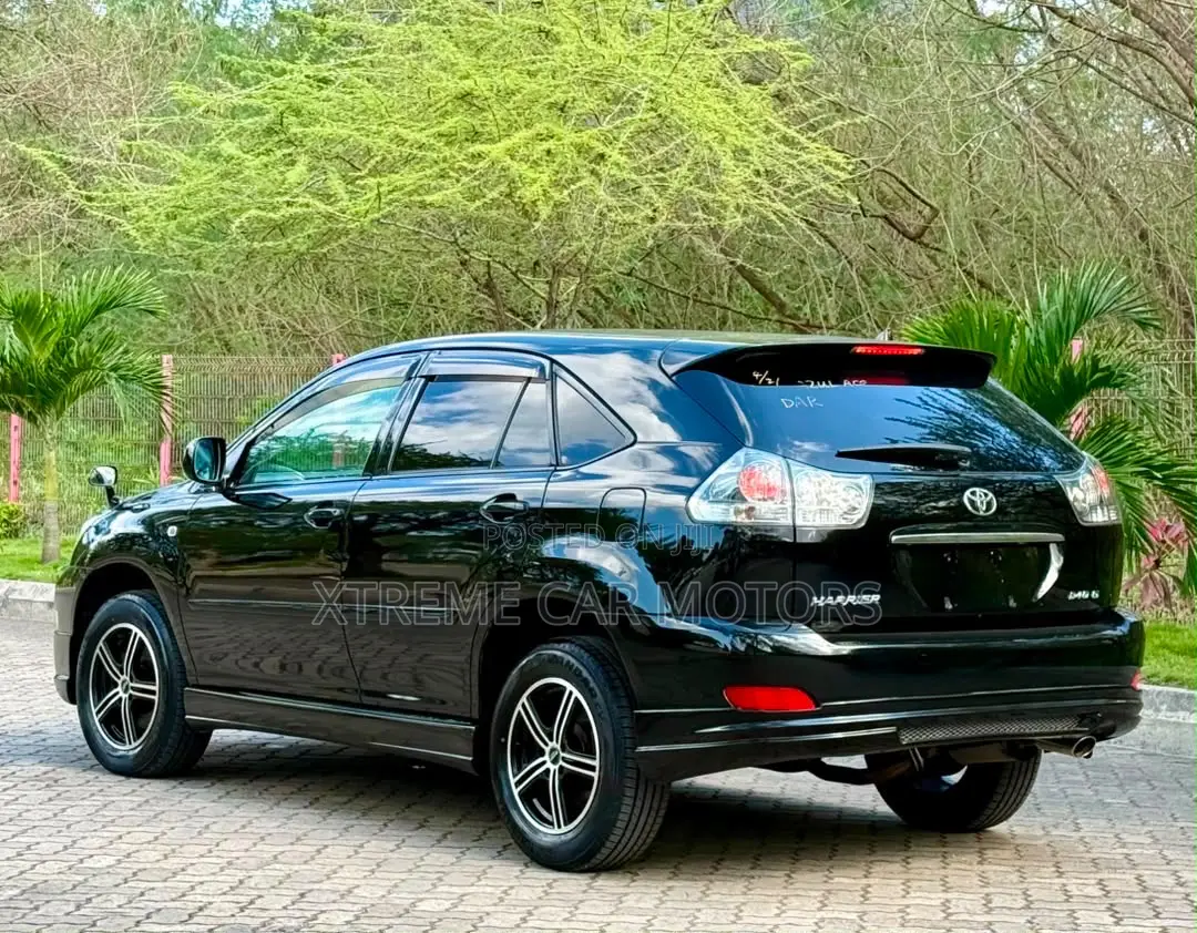 Toyota Harrier 2005 Black