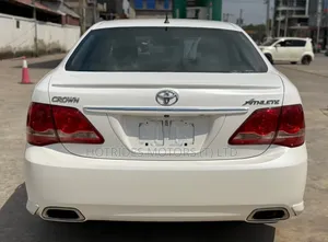 Toyota Crown 2008 White