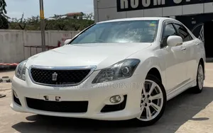 Toyota Crown 2008 White