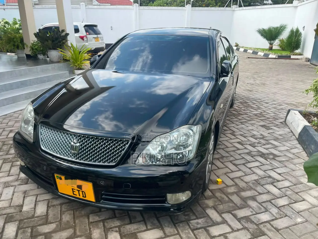 Toyota Crown 2006 Black