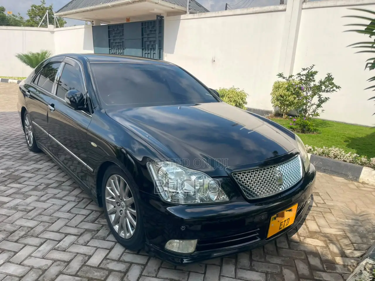 Toyota Crown 2006 Black