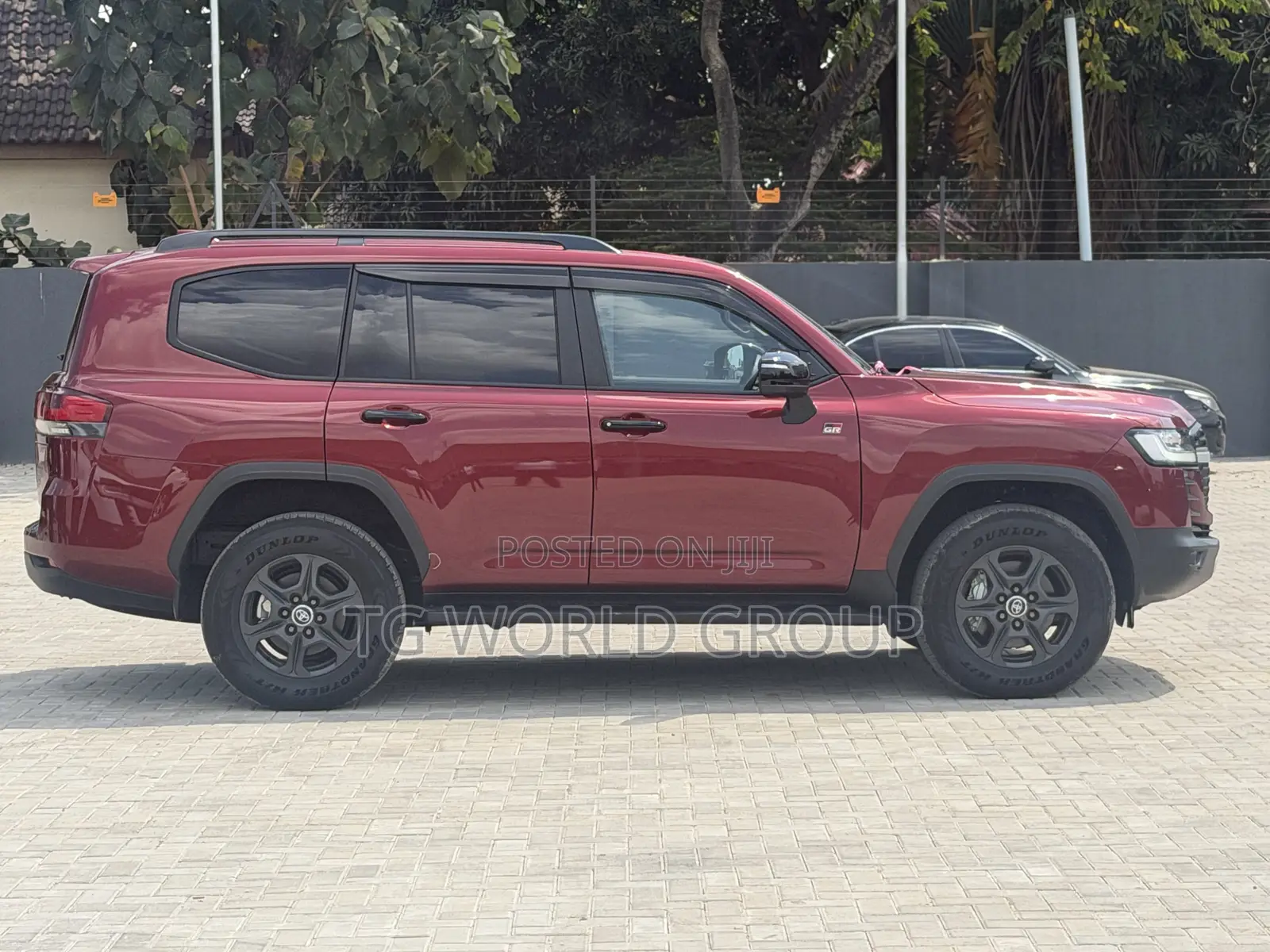 New Toyota Land Cruiser LC300 2023 Red