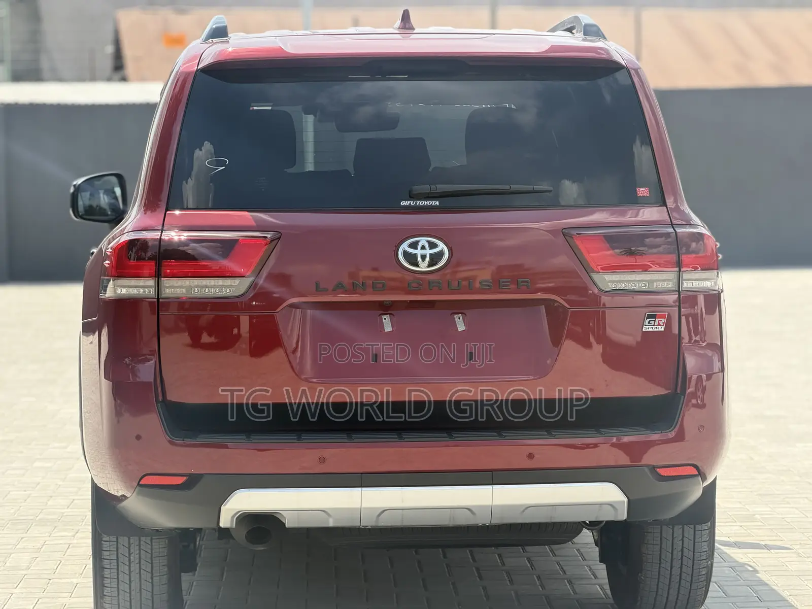 New Toyota Land Cruiser LC300 2023 Red