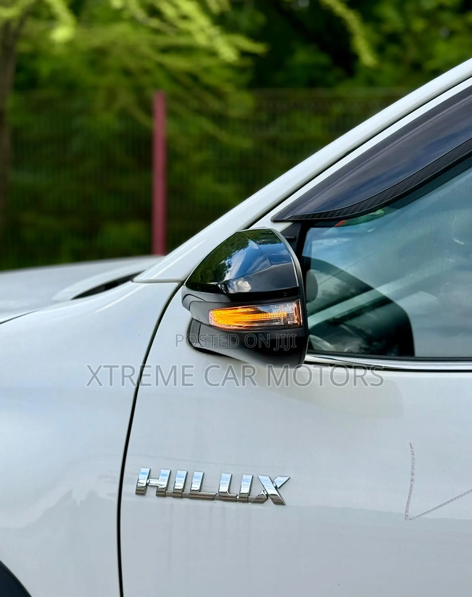Toyota Hilux 2022 White