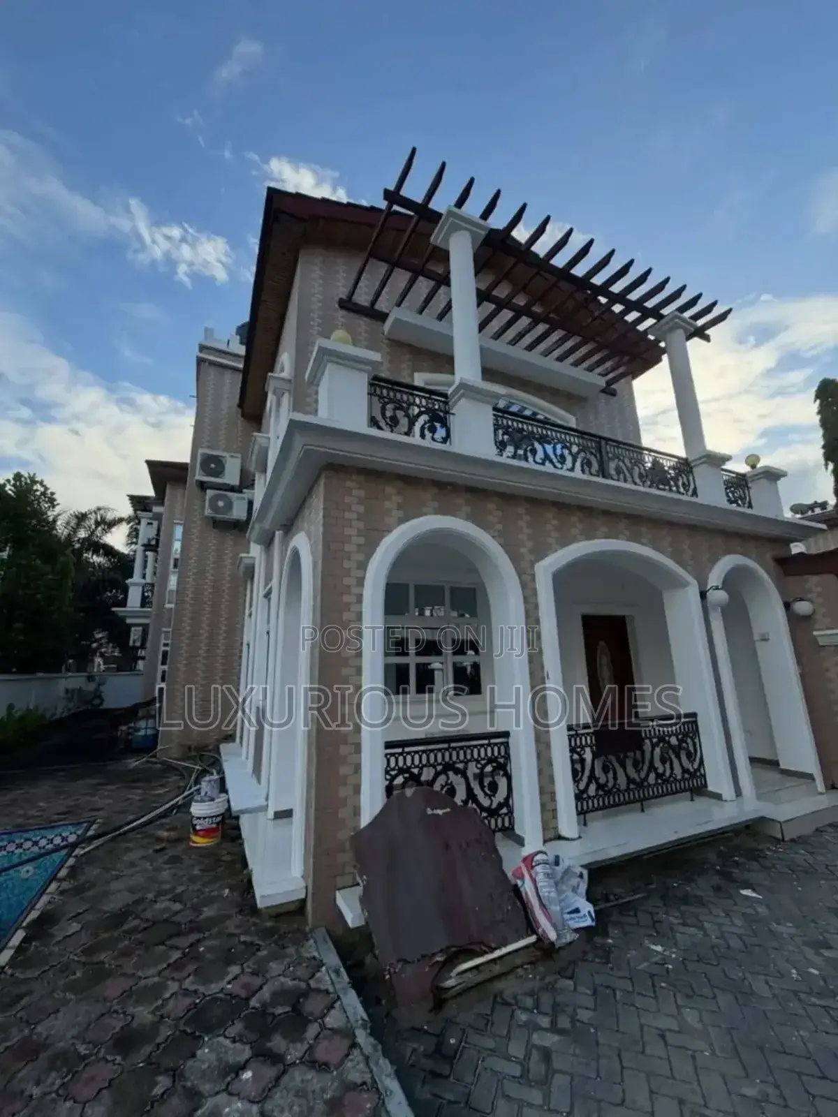 Furnished 5bdrm House in Mikocheni for rent