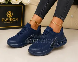 Shion Cosmetics Sneakers