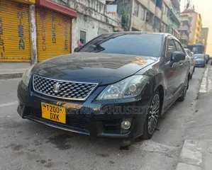 Toyota Crown 2010 Matt Black
