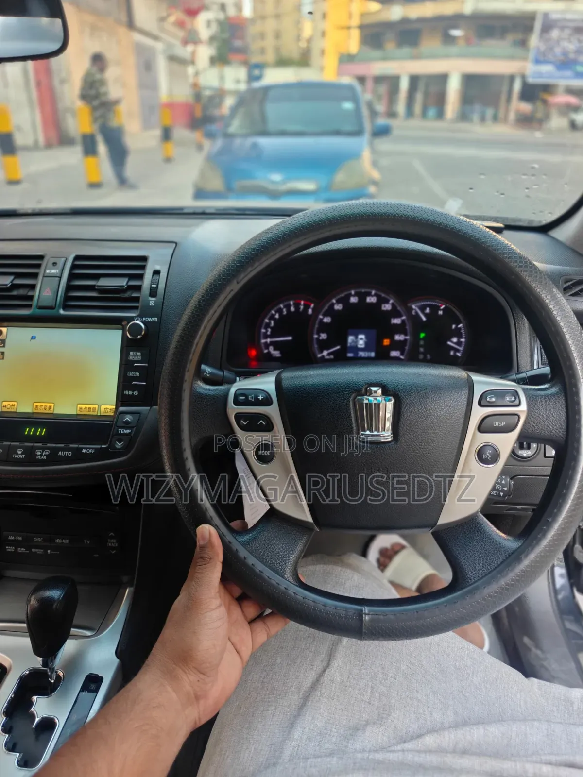 Toyota Crown 2010 Matt Black