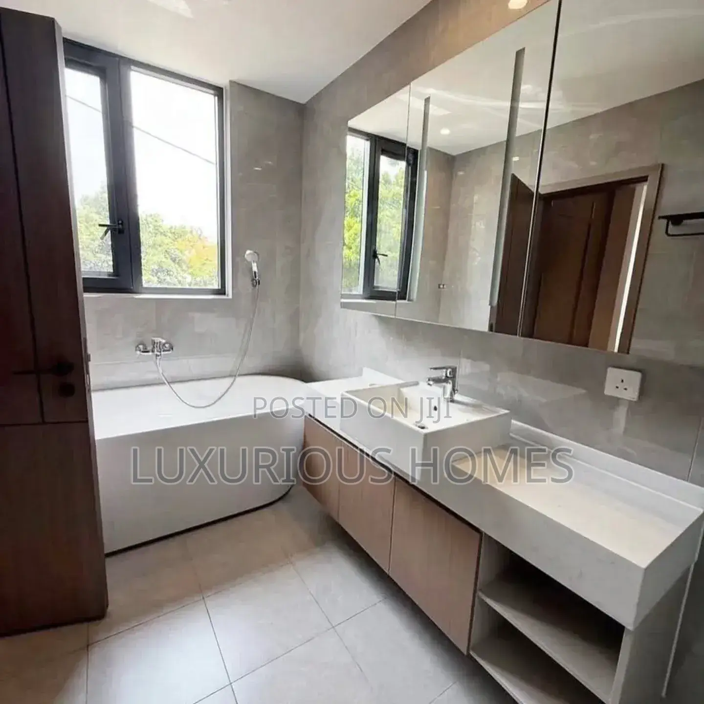 Furnished 3bdrm Apartment in Masaki for sale