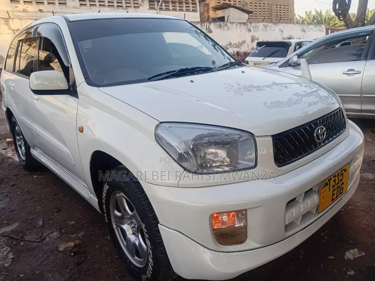 Toyota RAV4 2005 White