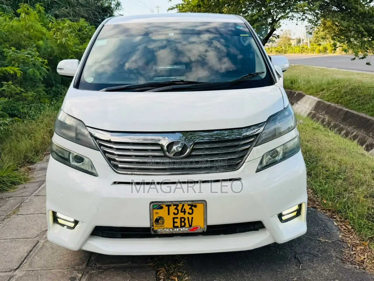 Toyota Vellfire V 2.4 4WD 7-Seater 2008 White