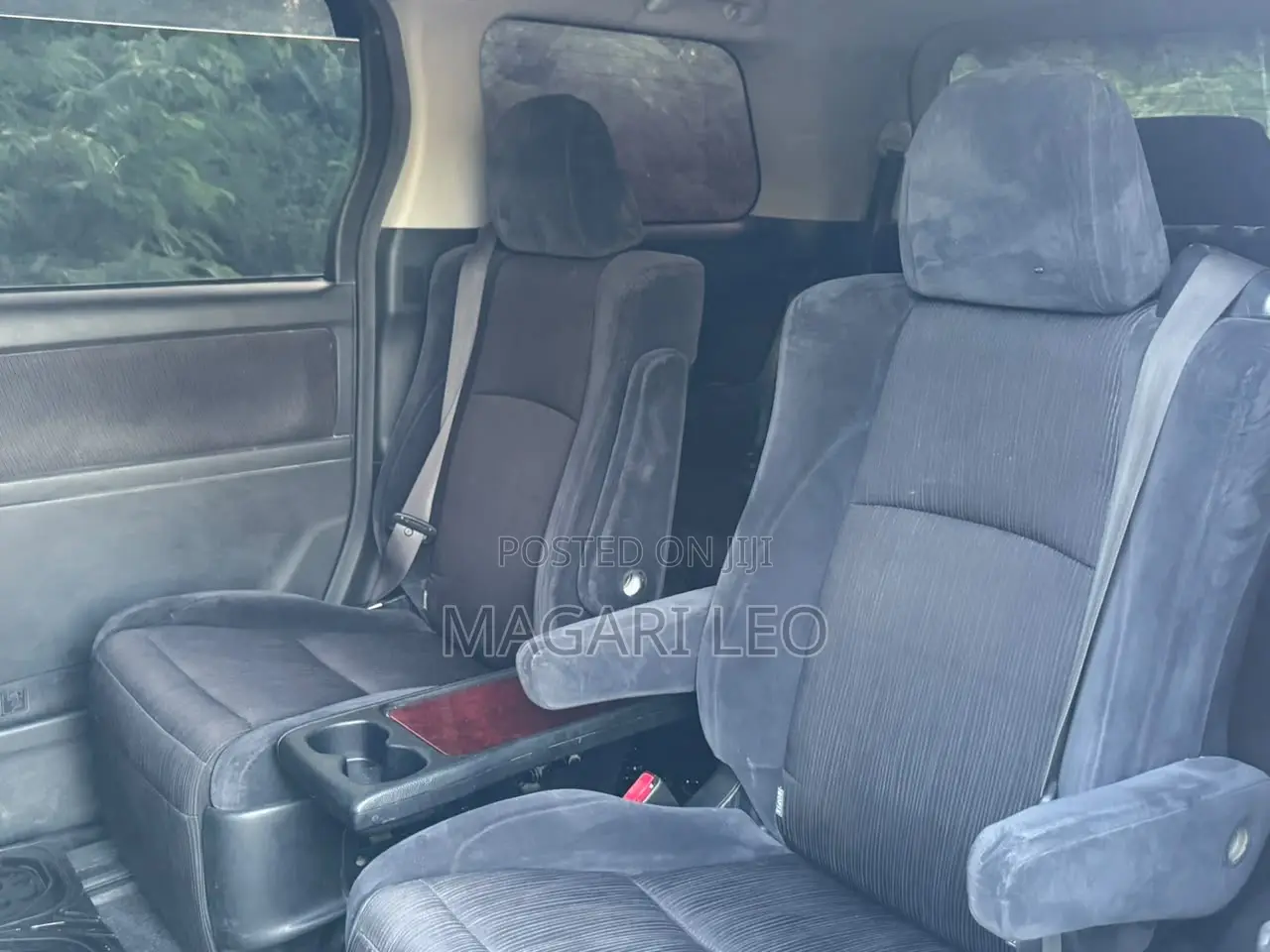 Toyota Vellfire V 2.4 4WD 7-Seater 2008 White