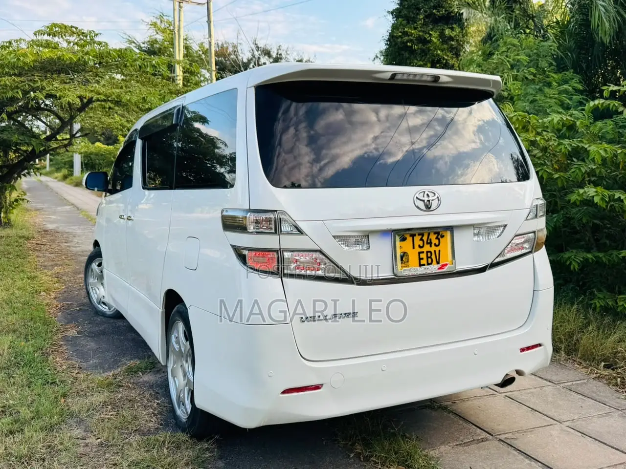 Toyota Vellfire V 2.4 4WD 7-Seater 2008 White