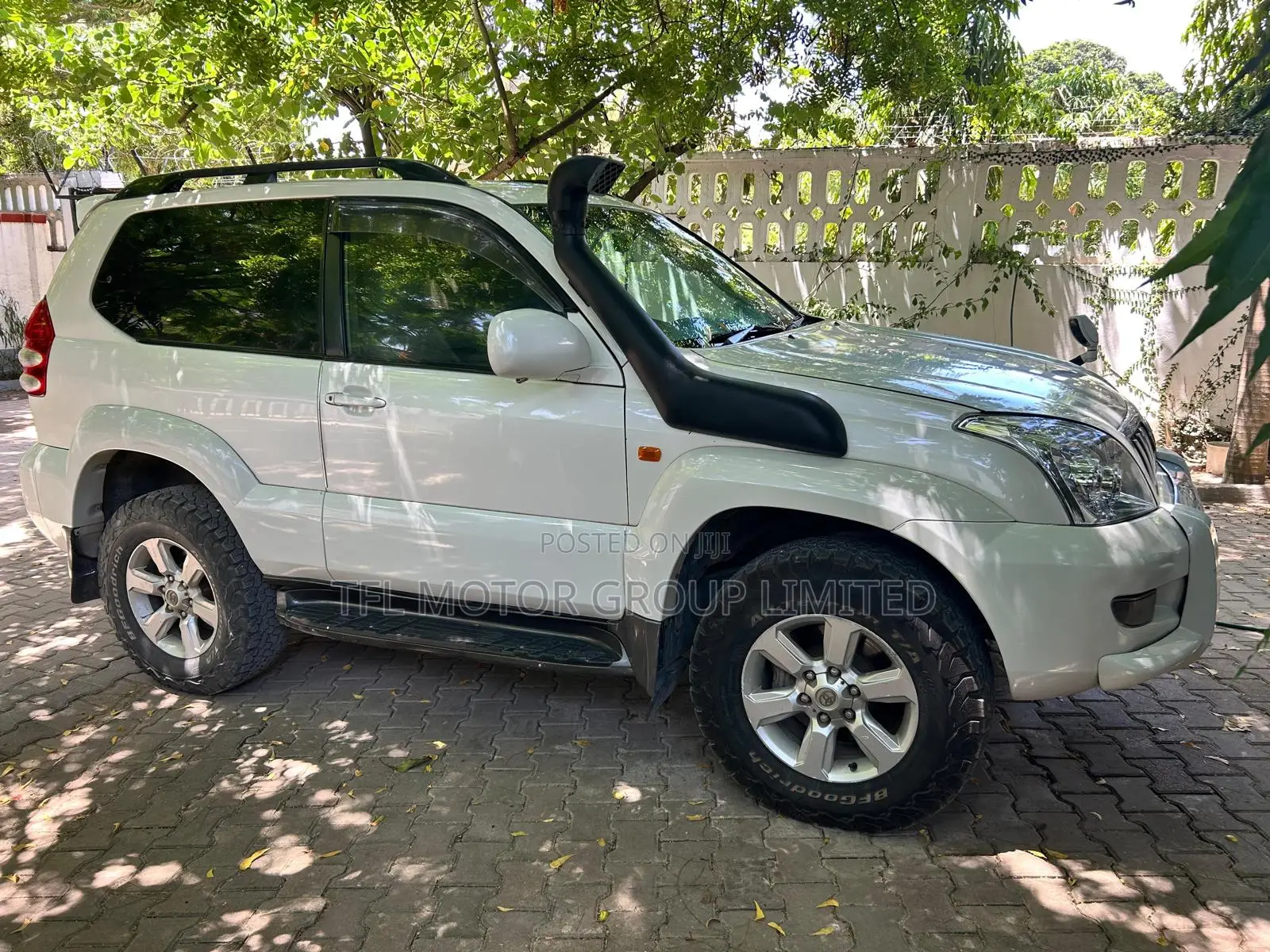 Toyota Land Cruiser Prado 2008 White