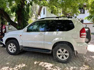 Toyota Land Cruiser Prado 2008 White
