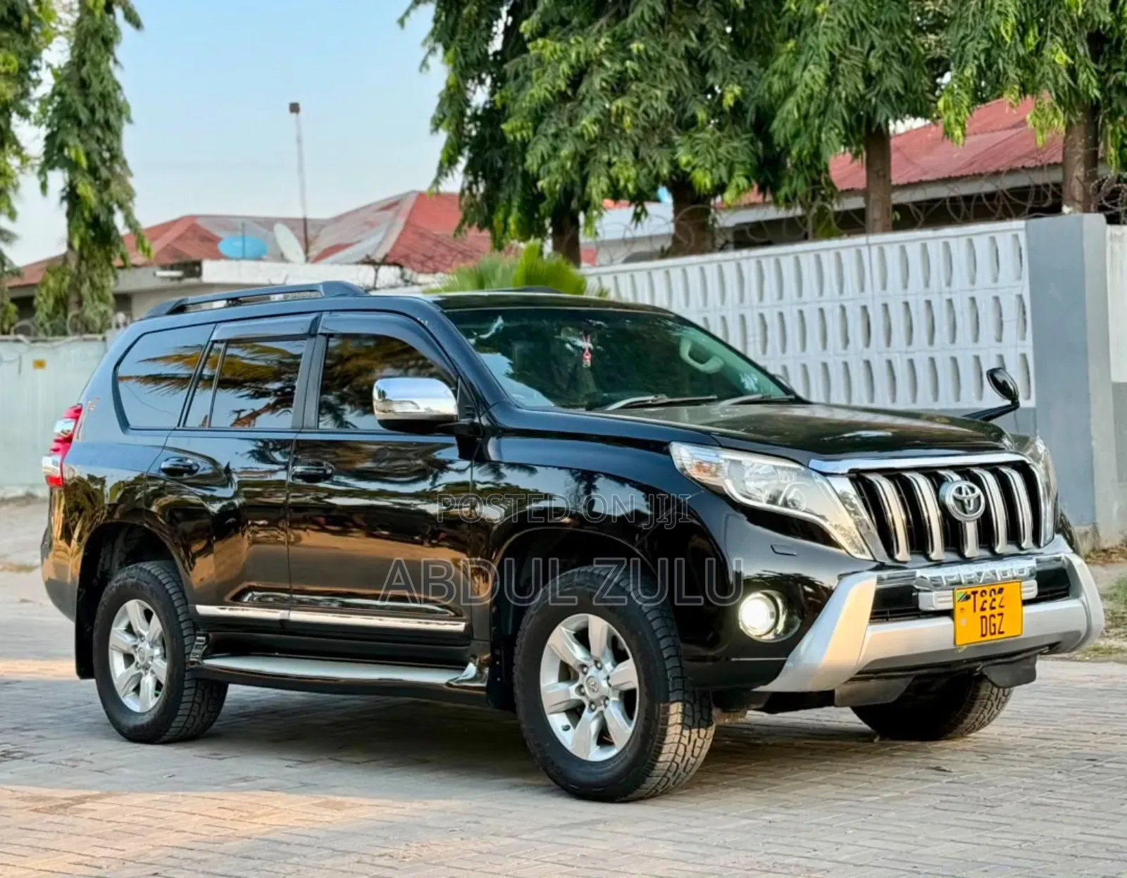 Toyota Land Cruiser Prado 2013 Black