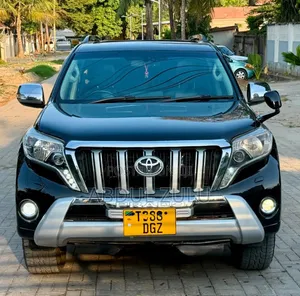 Toyota Land Cruiser Prado 2013 Black