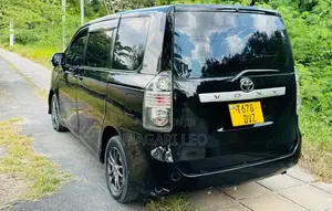 Toyota Voxy Trans-X 2WD 5-Seater 2008 Black