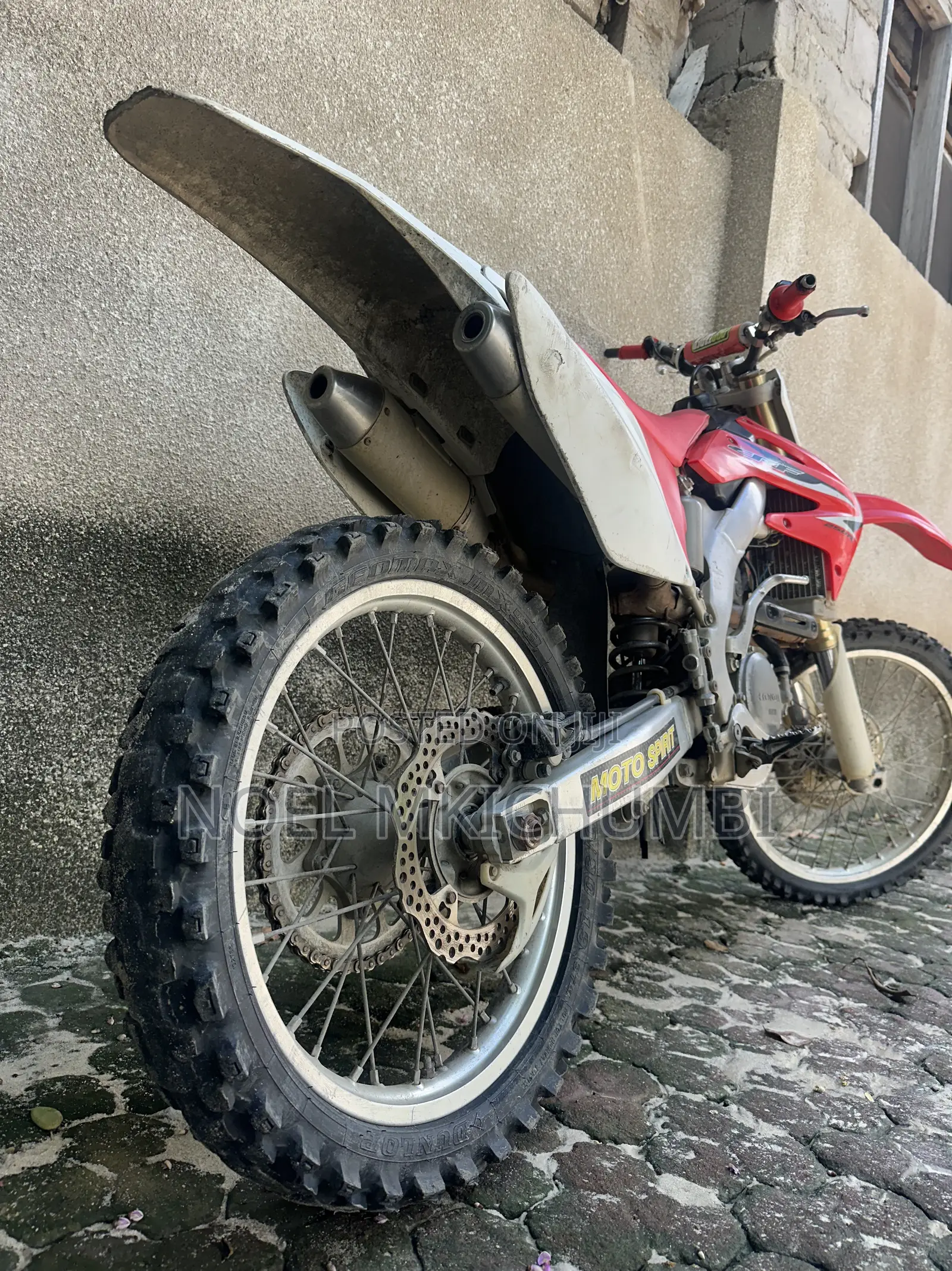 Honda CBX 2009 Red