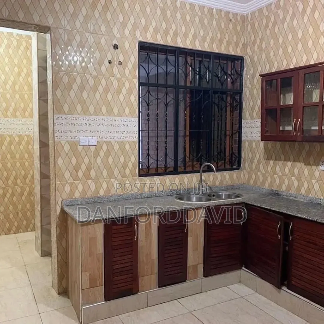 3bdrm Apartment in Kahwa Real Estate, Mikocheni for rent
