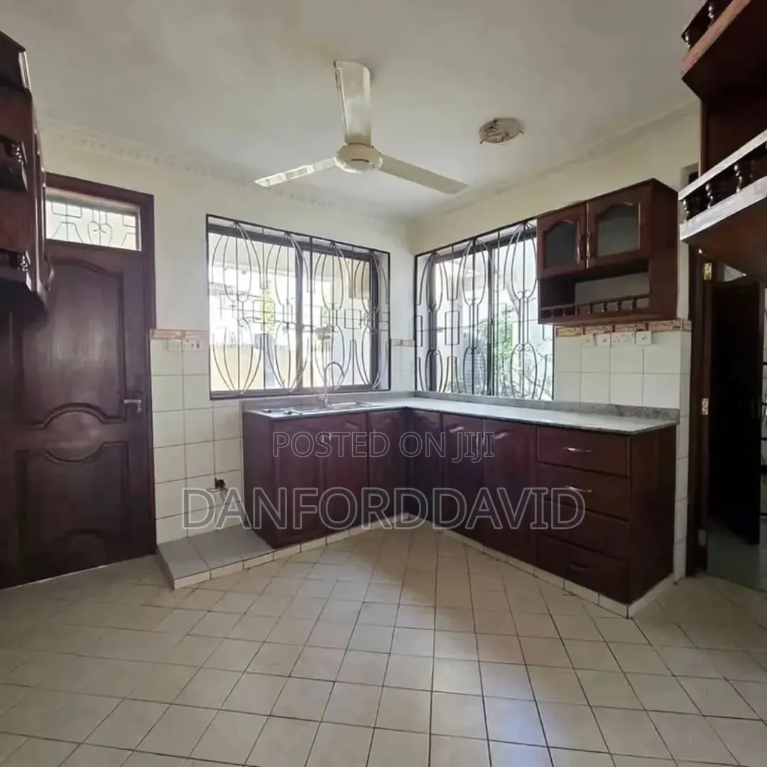 3bdrm Apartment in Kahwa Real Estate, Mikocheni for rent