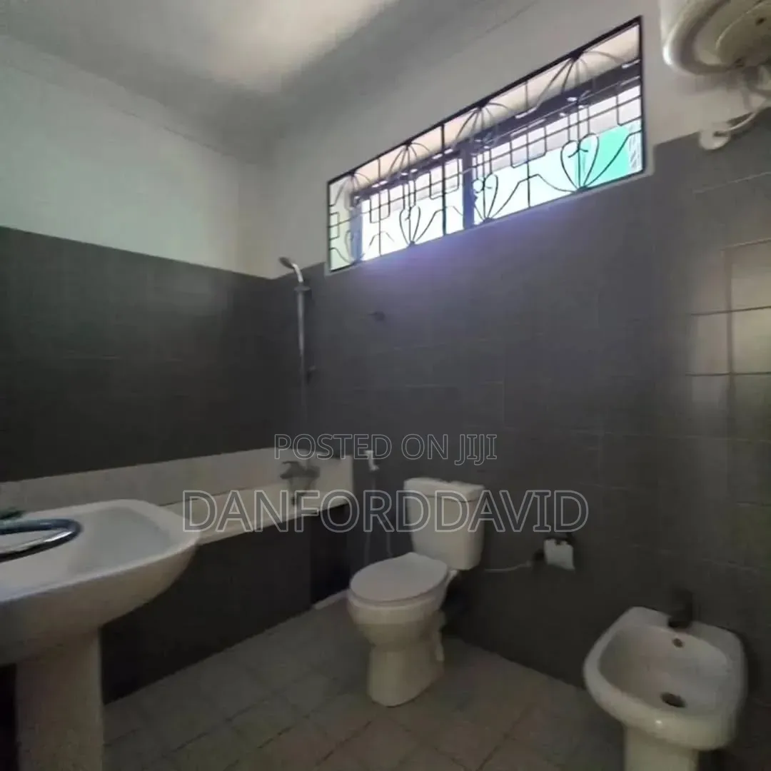 3bdrm Apartment in Kahwa Real Estate, Mikocheni for rent