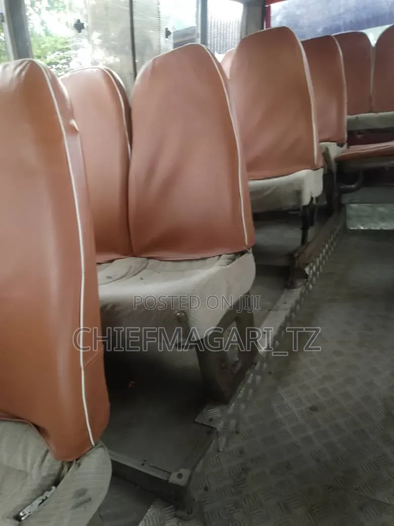 Toyota Coaster 2005 Beige