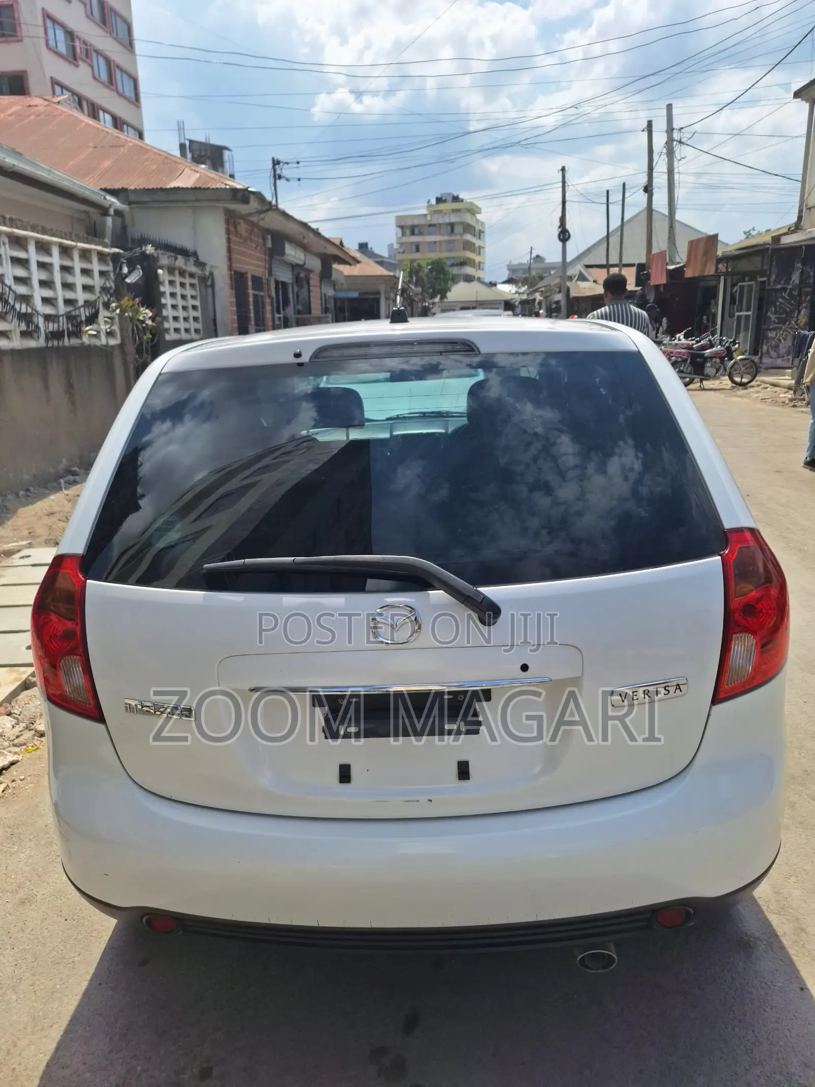Mazda Verisa 2009 Pearl