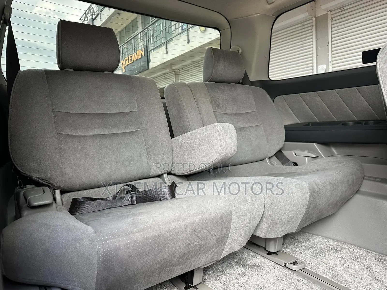 Toyota Alphard 2004 Gray