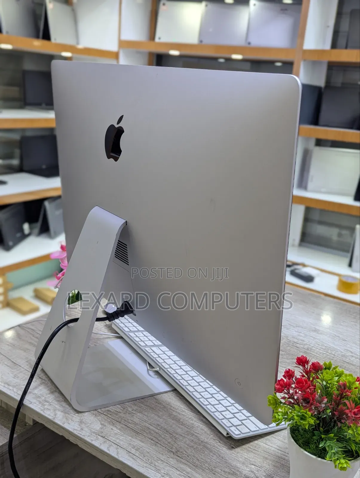Desktop Computer Apple iMac 8GB Intel Core i5 HDD 1T