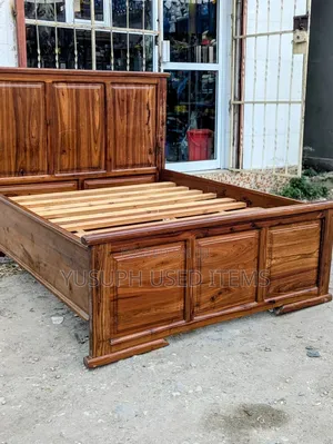 Mninga Bed Hard Wood 5x6
